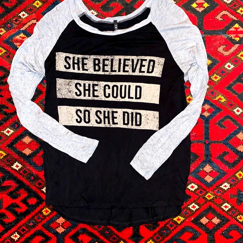 Long sleeve tee, size M-L